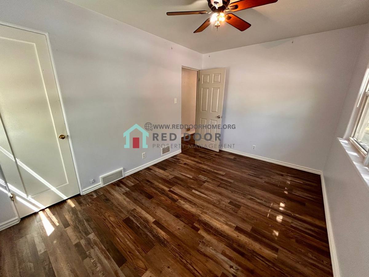 House for rent at 424 30th St S, Great Falls, MT 59405