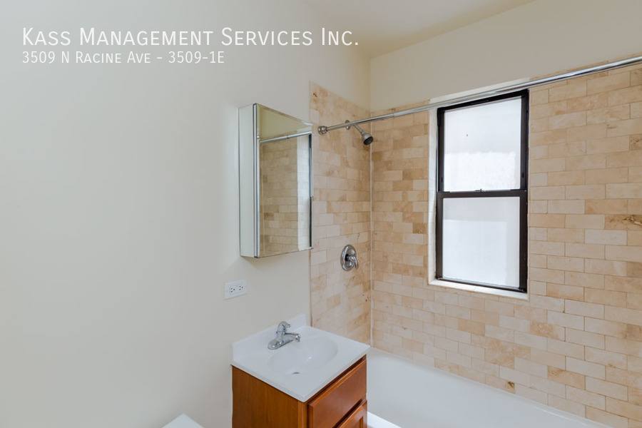 Apartment for rent at 3509 N Racine Ave #1E, Chicago, IL 60657