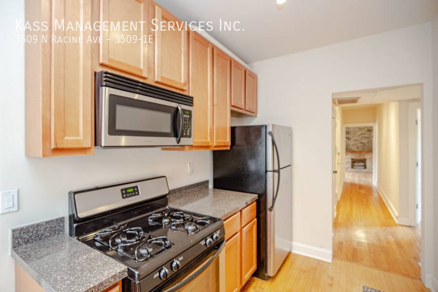 Apartment for rent at 3509 N Racine Ave #1E, Chicago, IL 60657