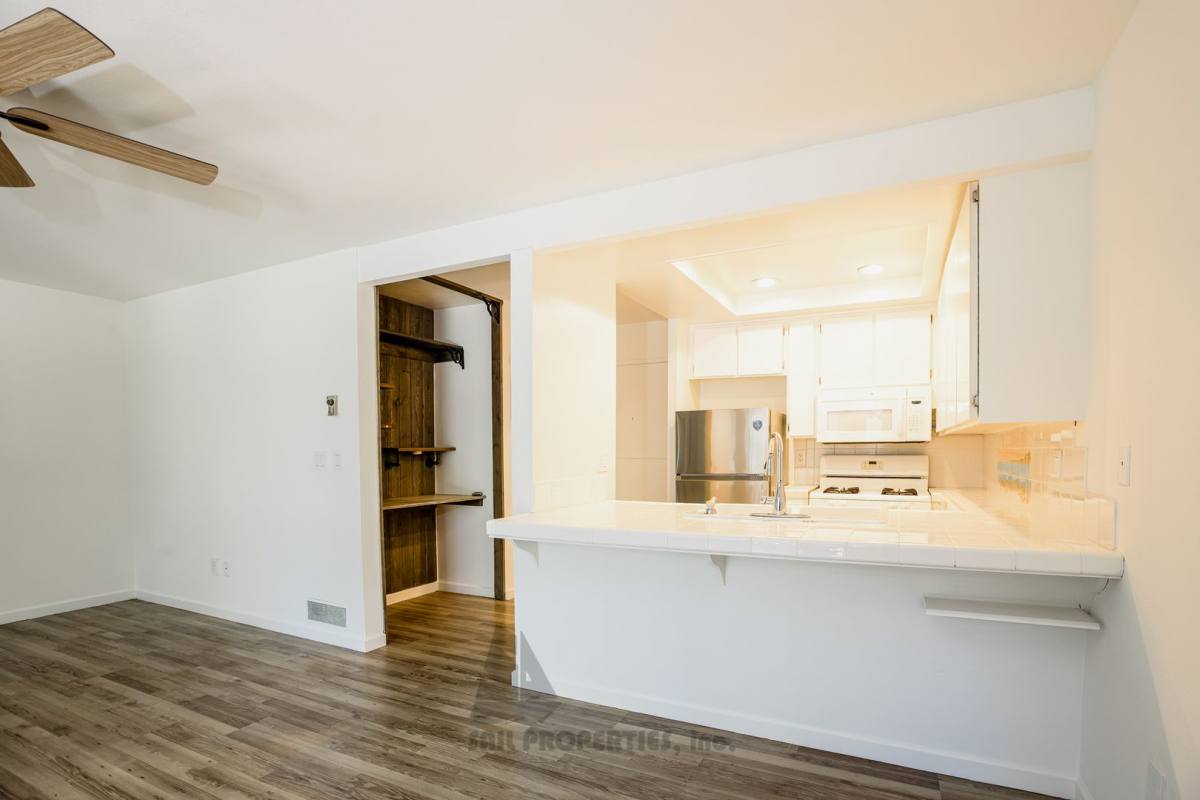 Condo for rent at 17072 Pch, Huntington Beach, CA 92649