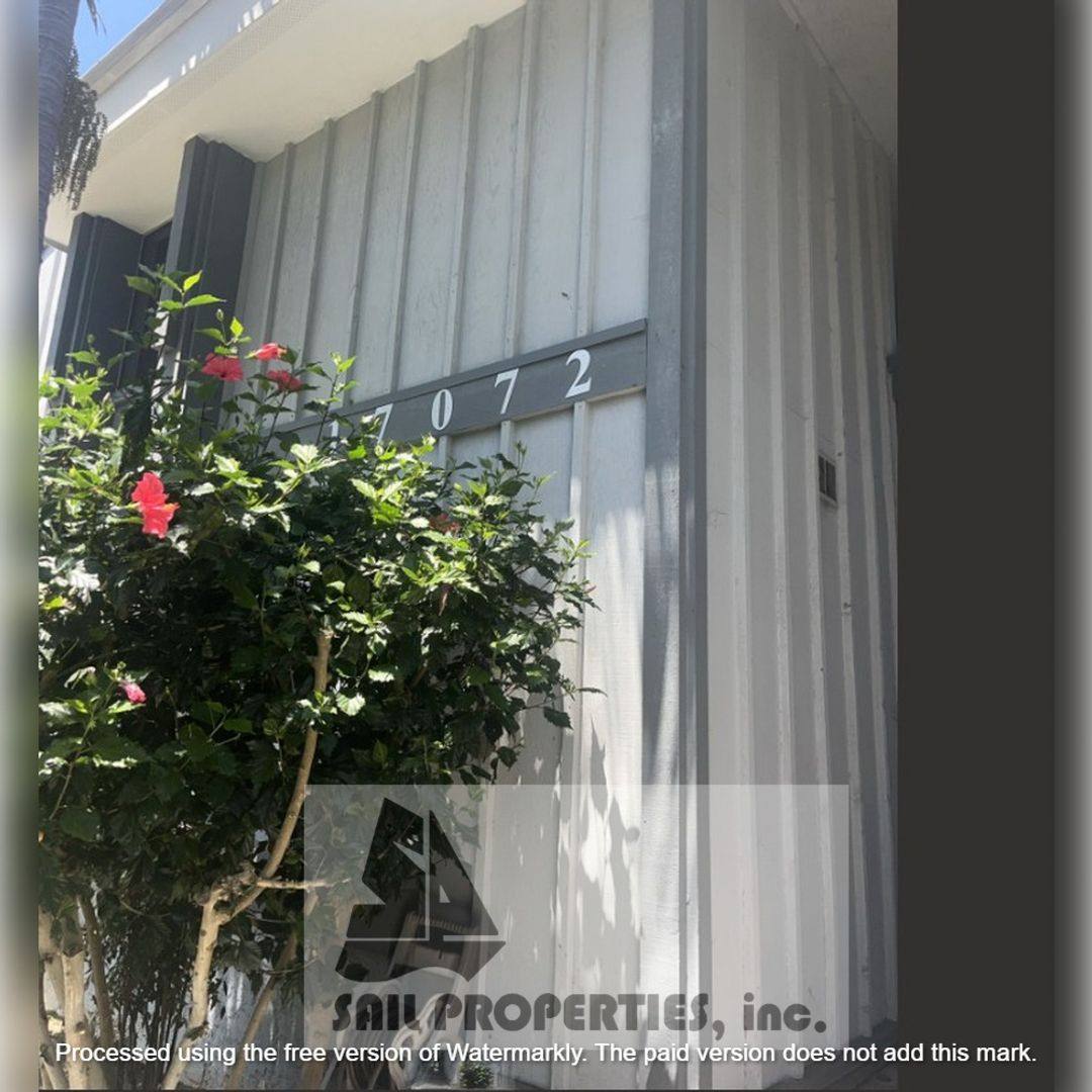 Condo for rent at 17072 Pch, Huntington Beach, CA 92649