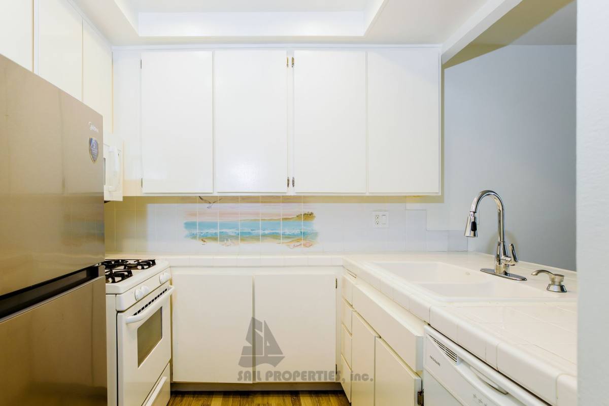 Condo for rent at 17072 Pch, Huntington Beach, CA 92649