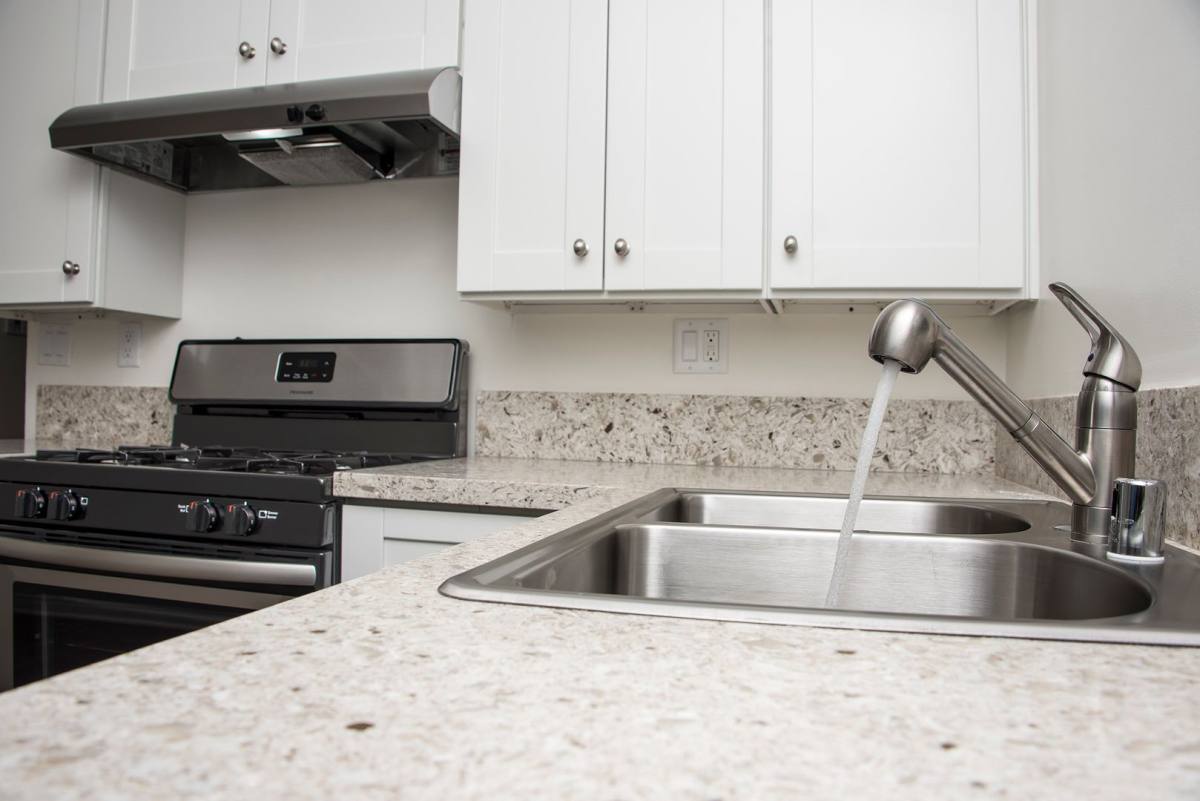Apartment for rent at 942 N Louise St, Glendale, CA 91207