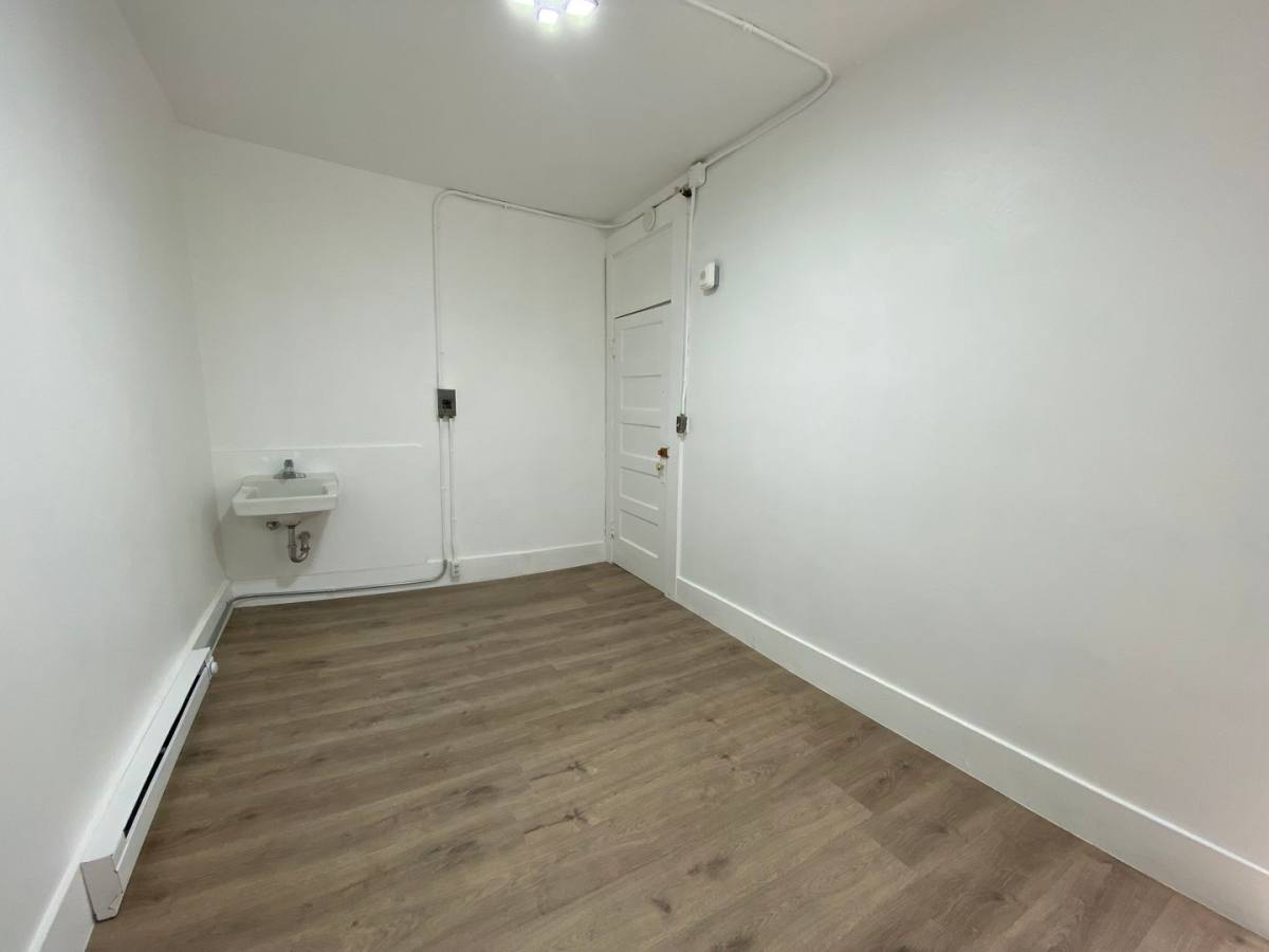 Apartment for rent at 858 Washington St #77, San Francisco, CA 94108