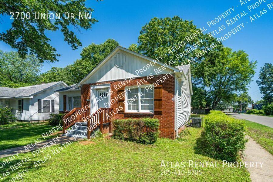 House for rent at 2700 Union Dr NW, Huntsville, AL 35816