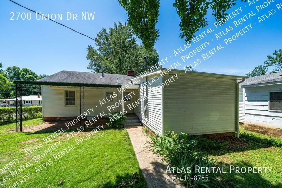 House for rent at 2700 Union Dr NW, Huntsville, AL 35816