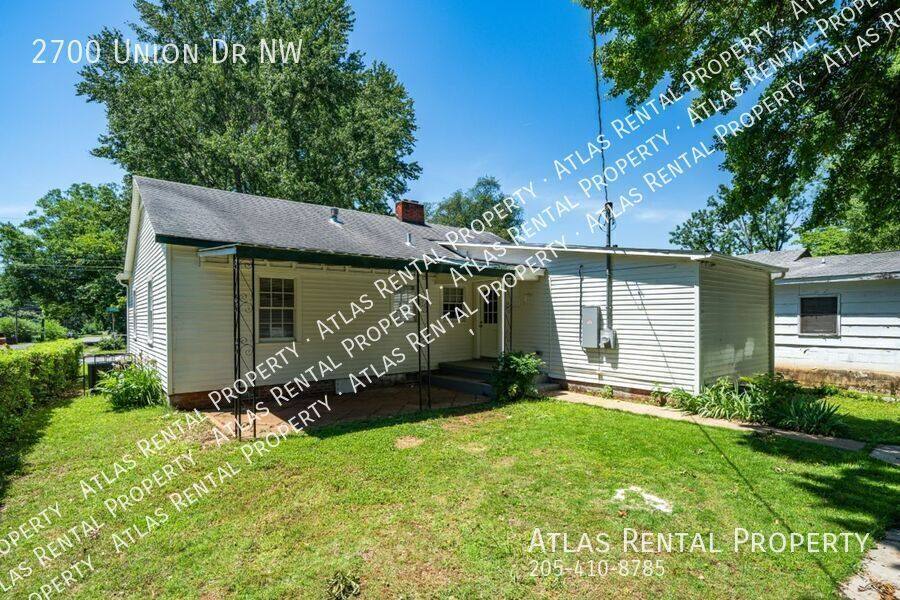 House for rent at 2700 Union Dr NW, Huntsville, AL 35816