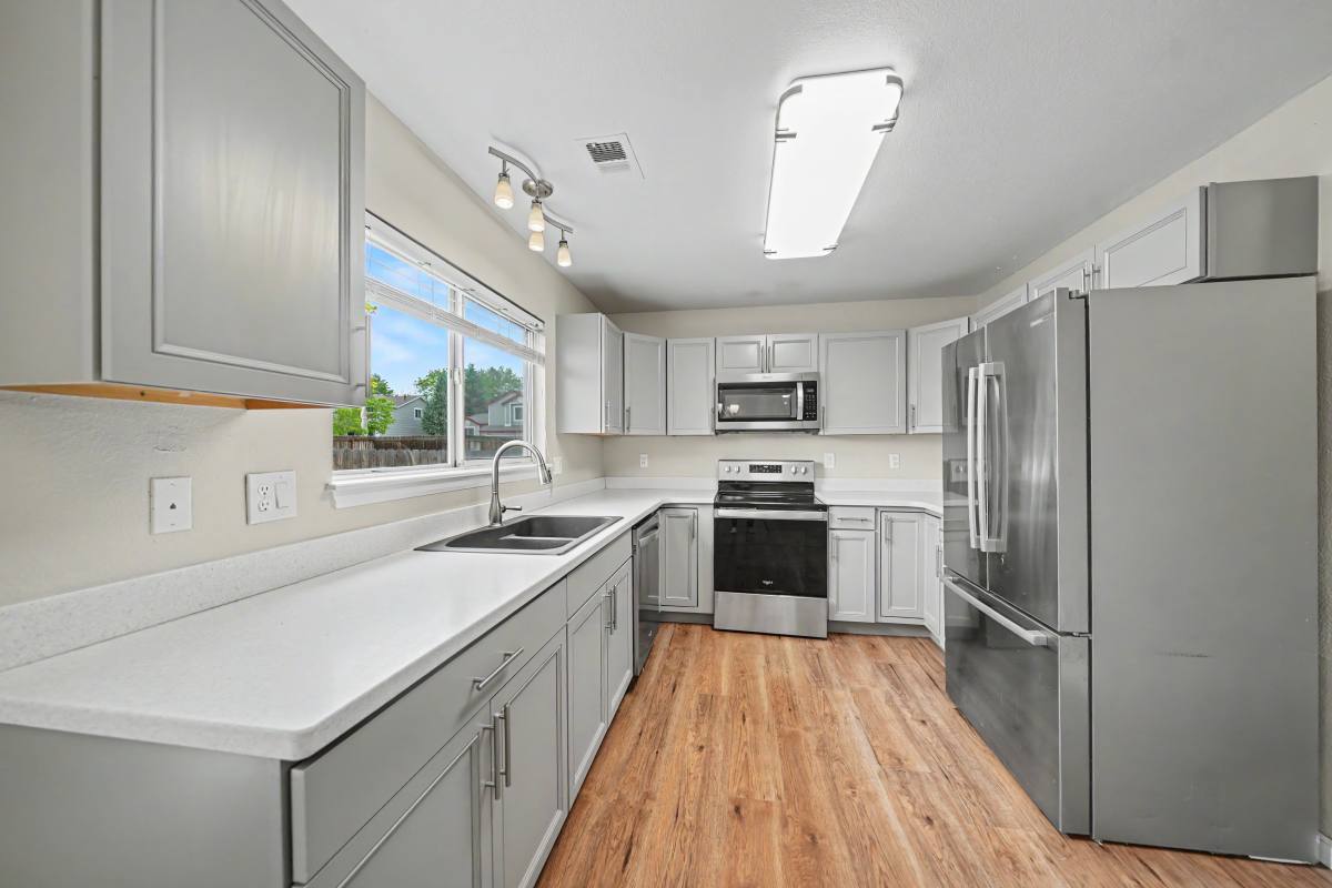 House for rent at 21637 E Crestline Dr, Aurora, CO 80015