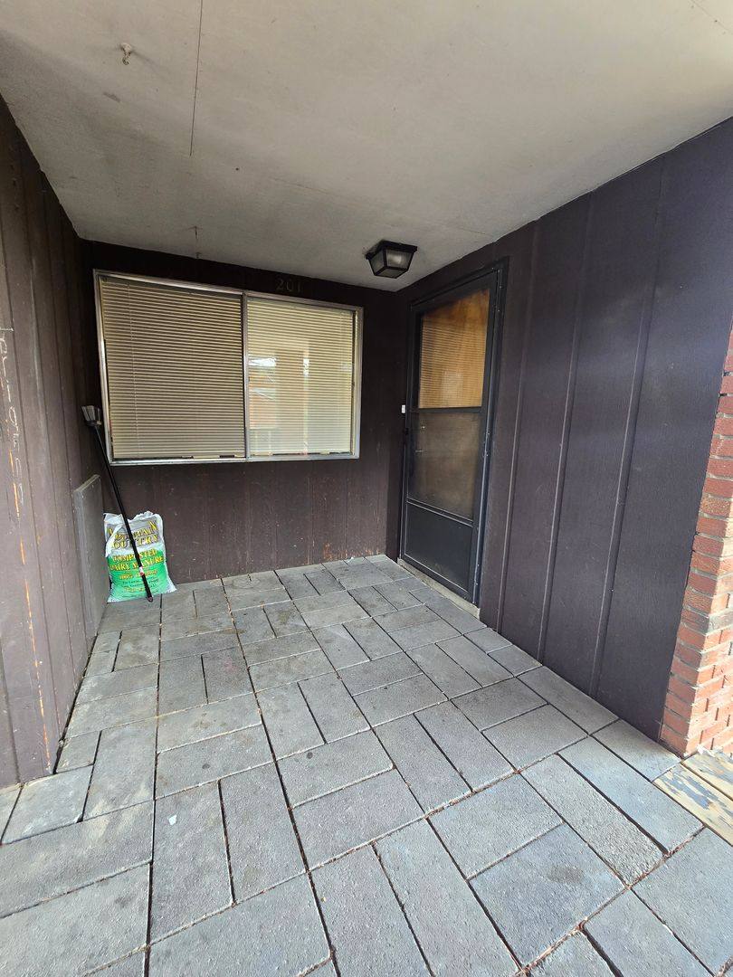 Apartment for rent at 1335 Vivian St, Longmont, CO 80501