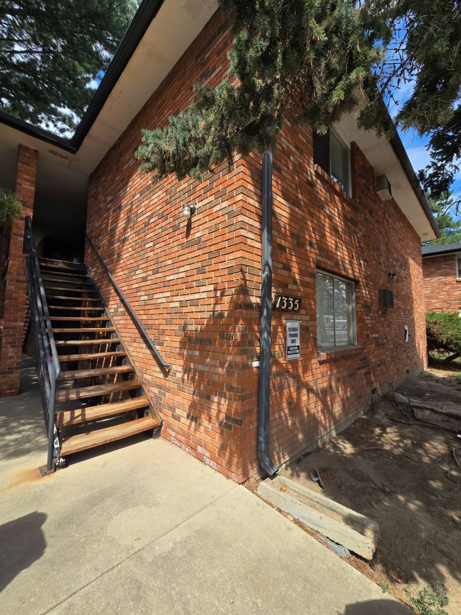 Apartment for rent at 1335 Vivian St, Longmont, CO 80501