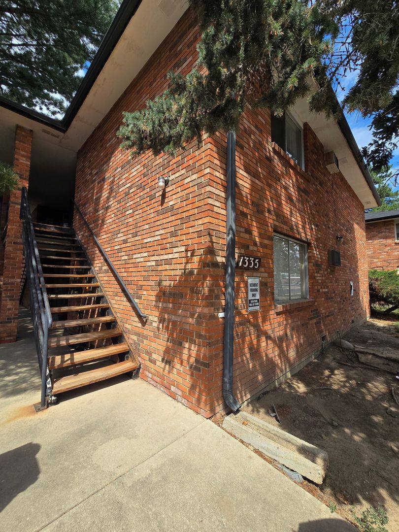 Apartment for rent at 1335 Vivian St, Longmont, CO 80501