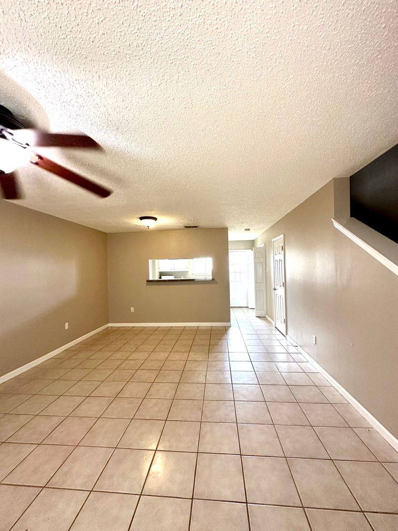 Townhouse for rent at 84 Higgins Court, Baton Rouge, LA 70808