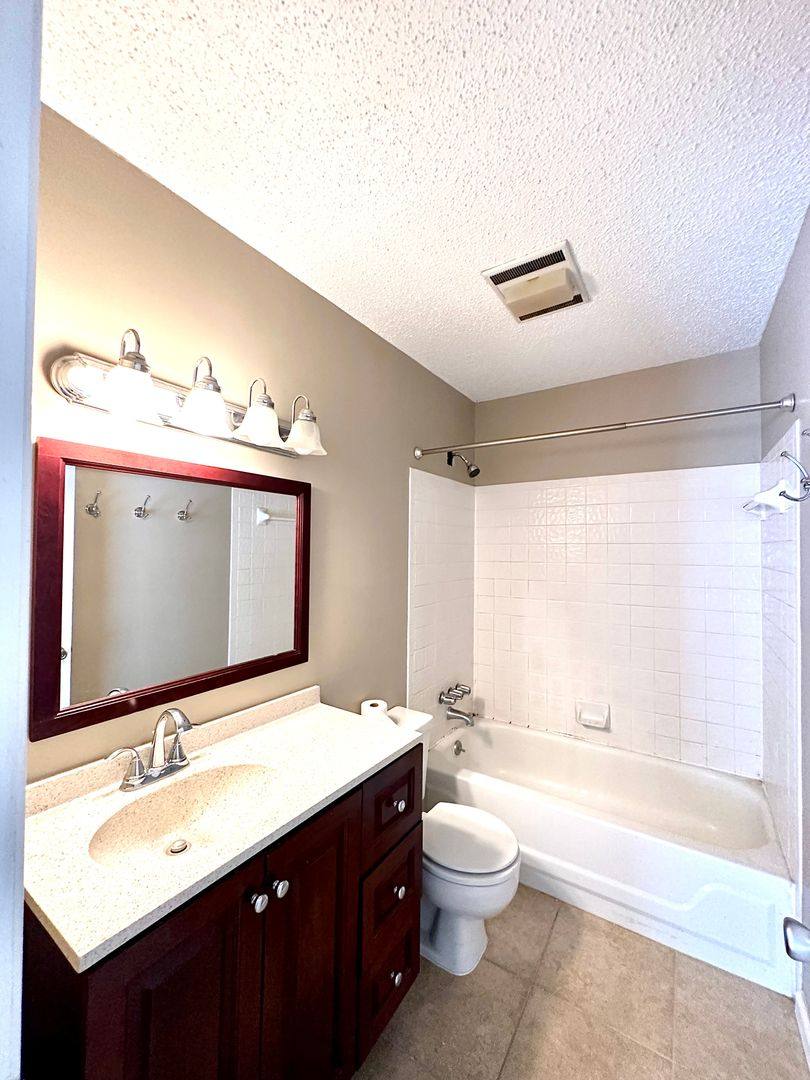 Townhouse for rent at 84 Higgins Court, Baton Rouge, LA 70808