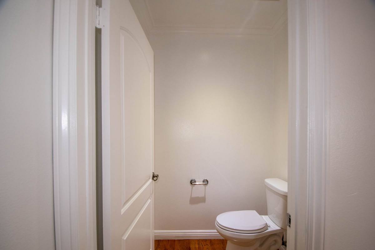 Apartment for rent at 4259 Dixie Canyon Ave, Sherman Oaks, CA 91423