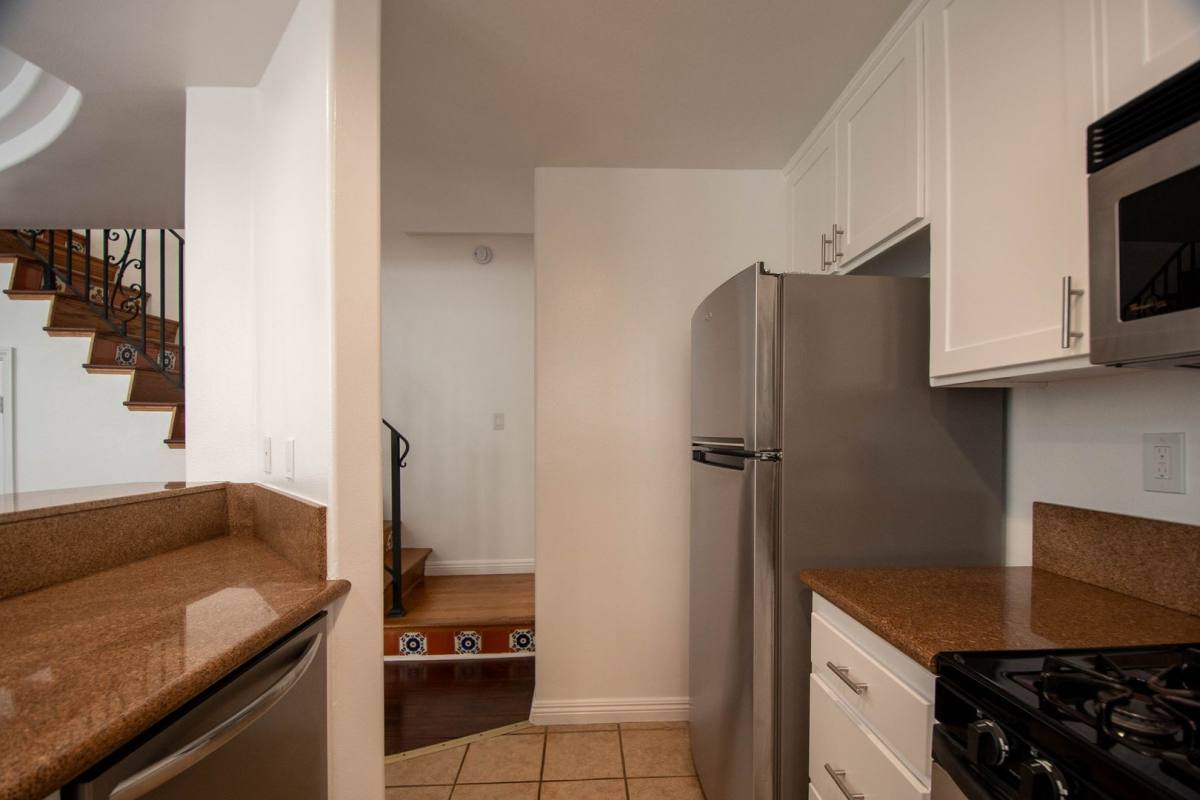 Apartment for rent at 4259 Dixie Canyon Ave, Sherman Oaks, CA 91423