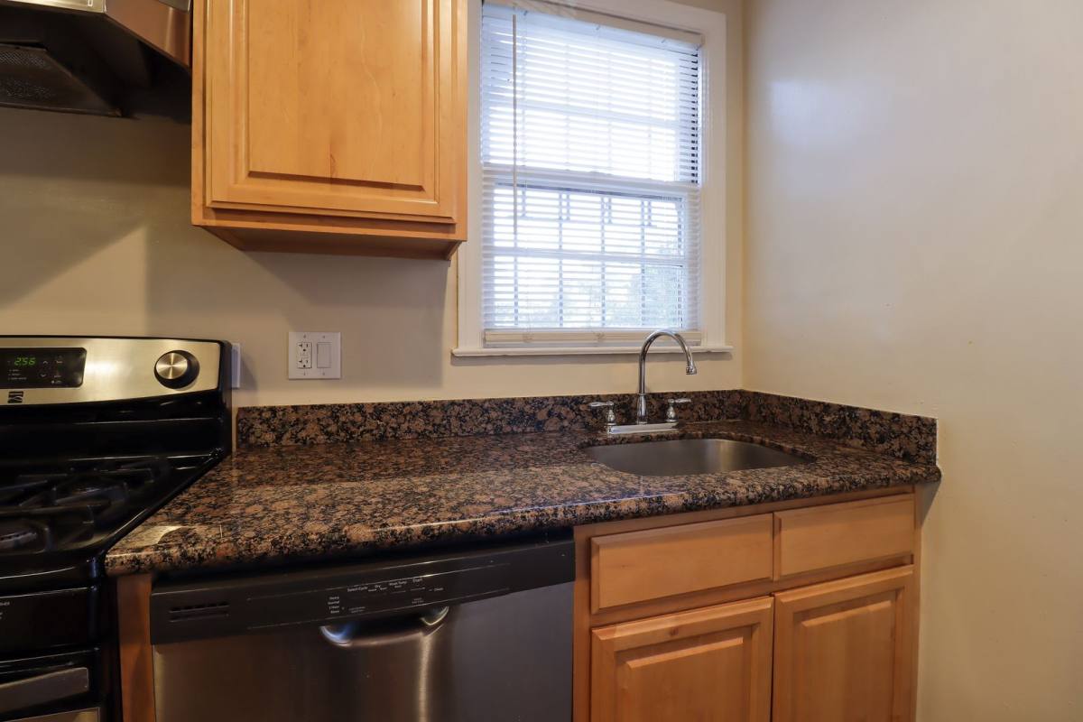 Apartment for rent at 452 S 3rd St, San Jose, CA 95112