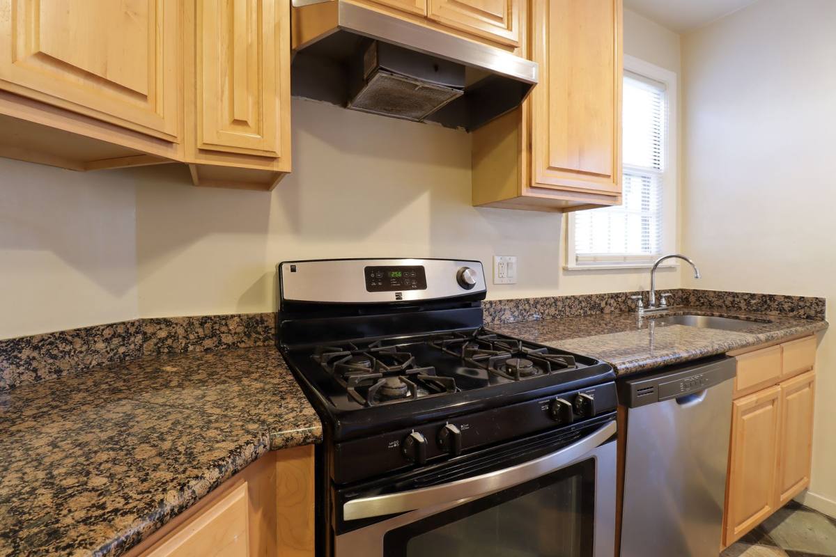 Apartment for rent at 452 S 3rd St, San Jose, CA 95112