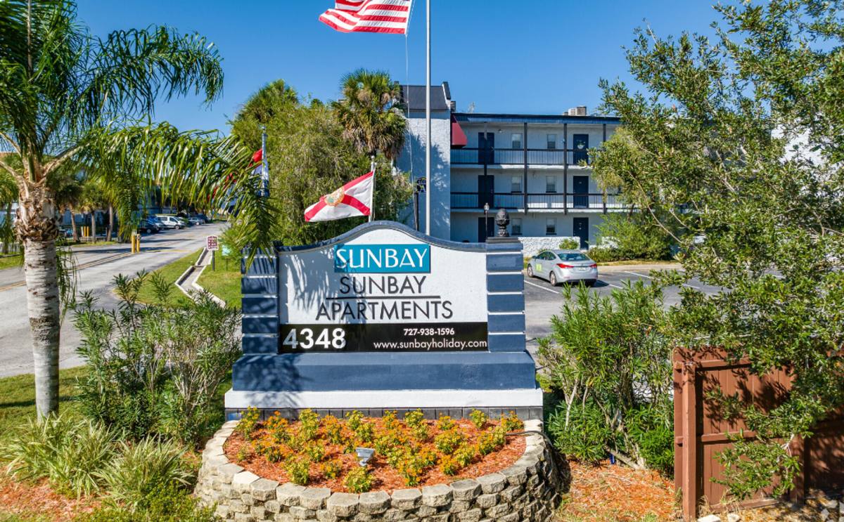 Apartment for rent at 4348 Plaza Dr, Holiday, FL 34691