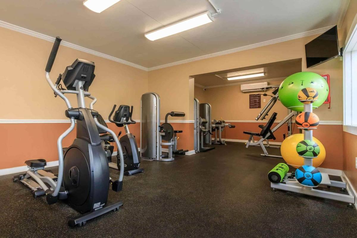 Apartment for rent at 4348 Plaza Dr, Holiday, FL 34691