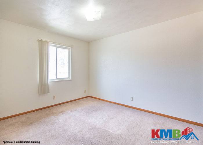 Apartment for rent at 1050 Twixt Town Rd NE #10, Cedar Rapids, IA 52402