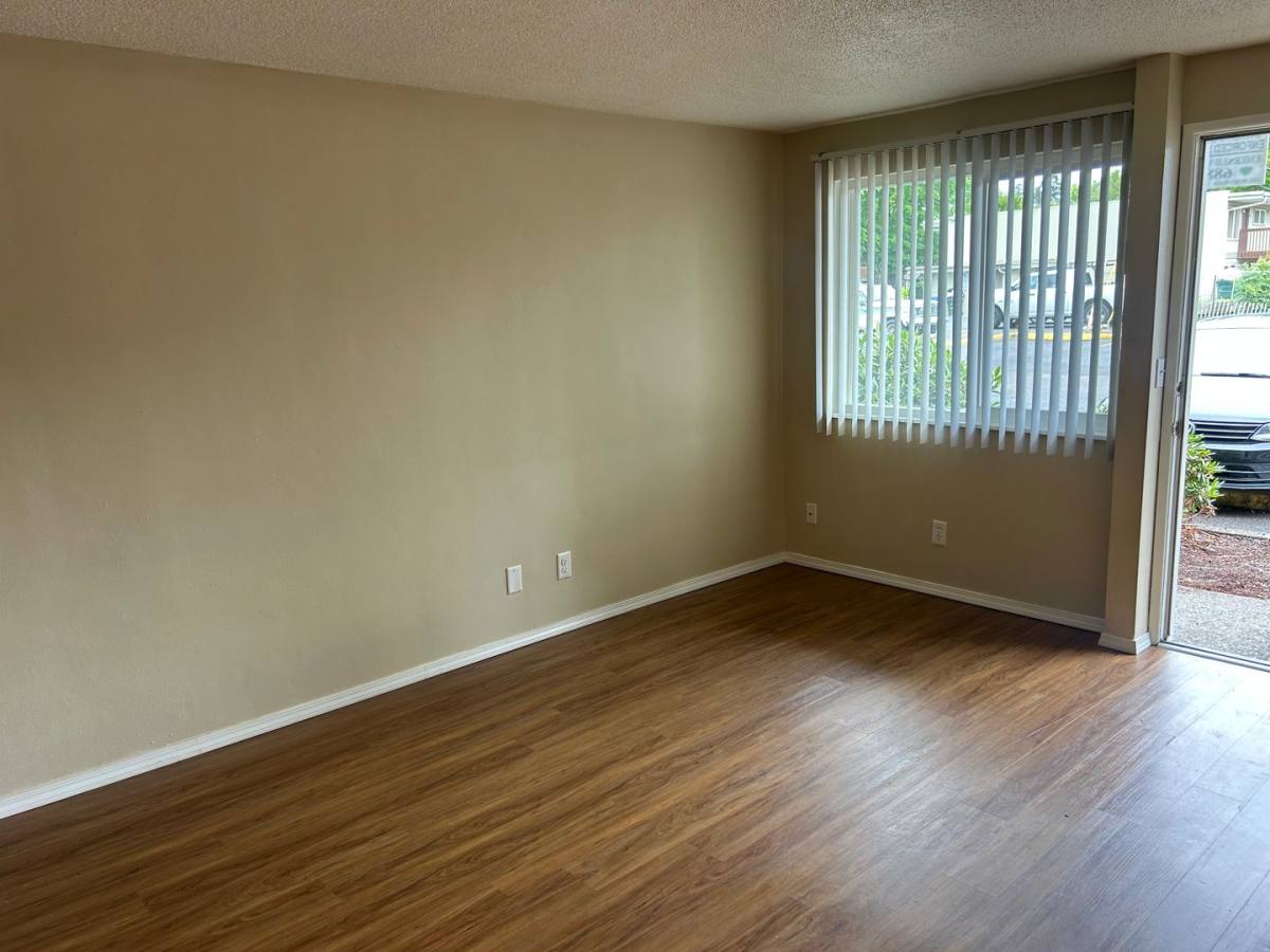Apartment for rent at 1245 W 7th Alley, Eugene, OR 97402