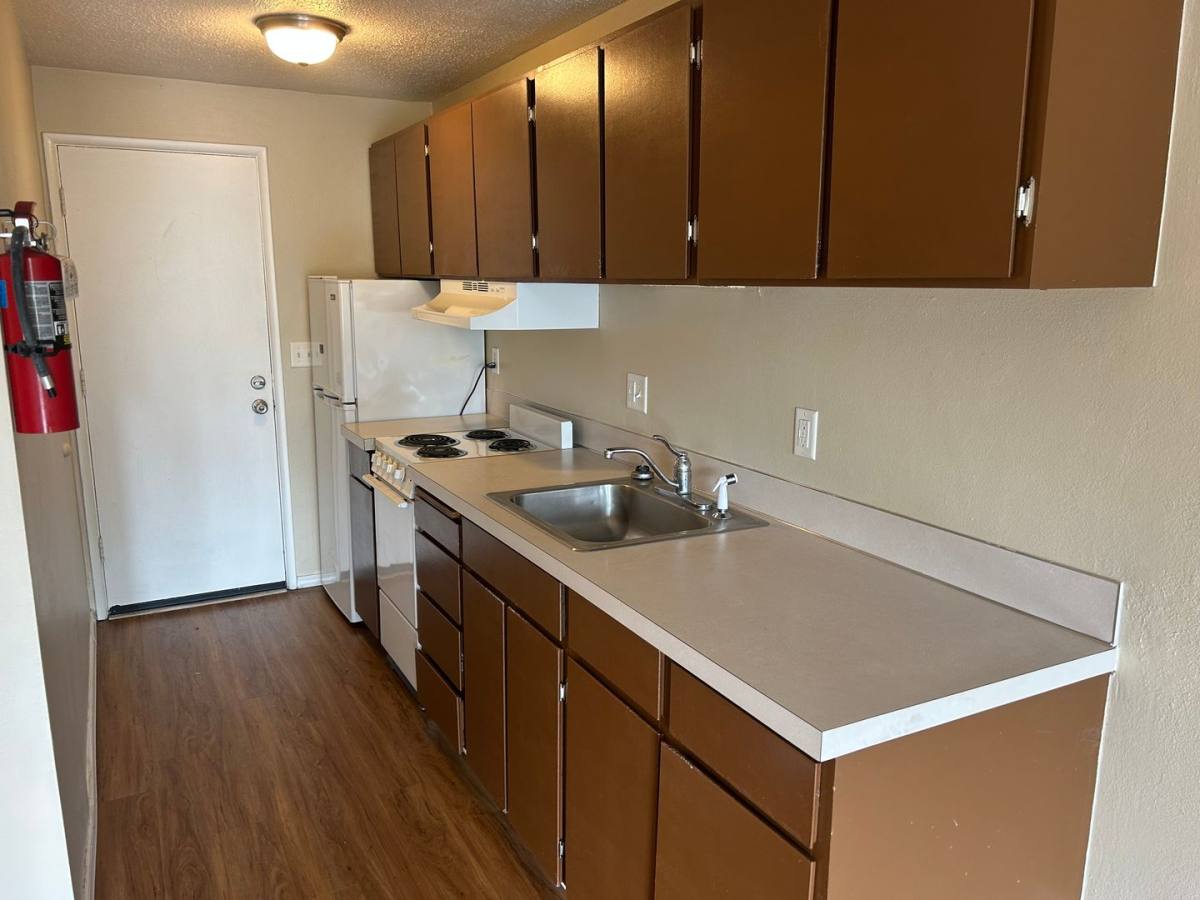 Apartment for rent at 1245 W 7th Alley, Eugene, OR 97402