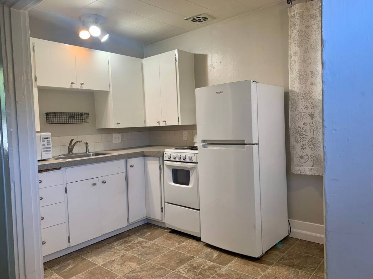 Apartment for rent at 1510-1514 F St, Vancouver, WA 98663