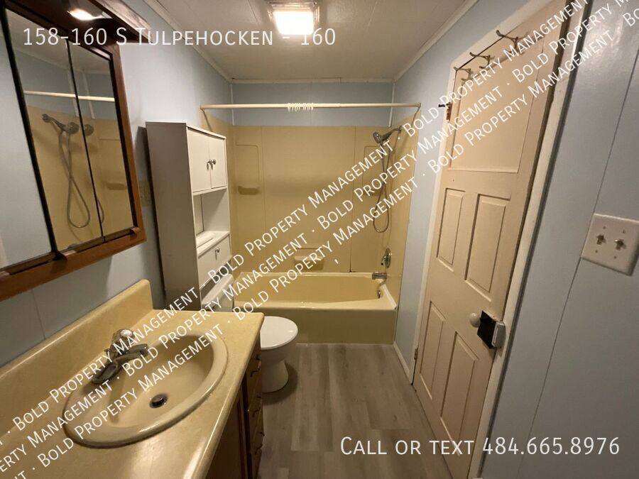 Apartment for rent at 158-160 S Tulpehocken #160, Pine Grove, PA 17963