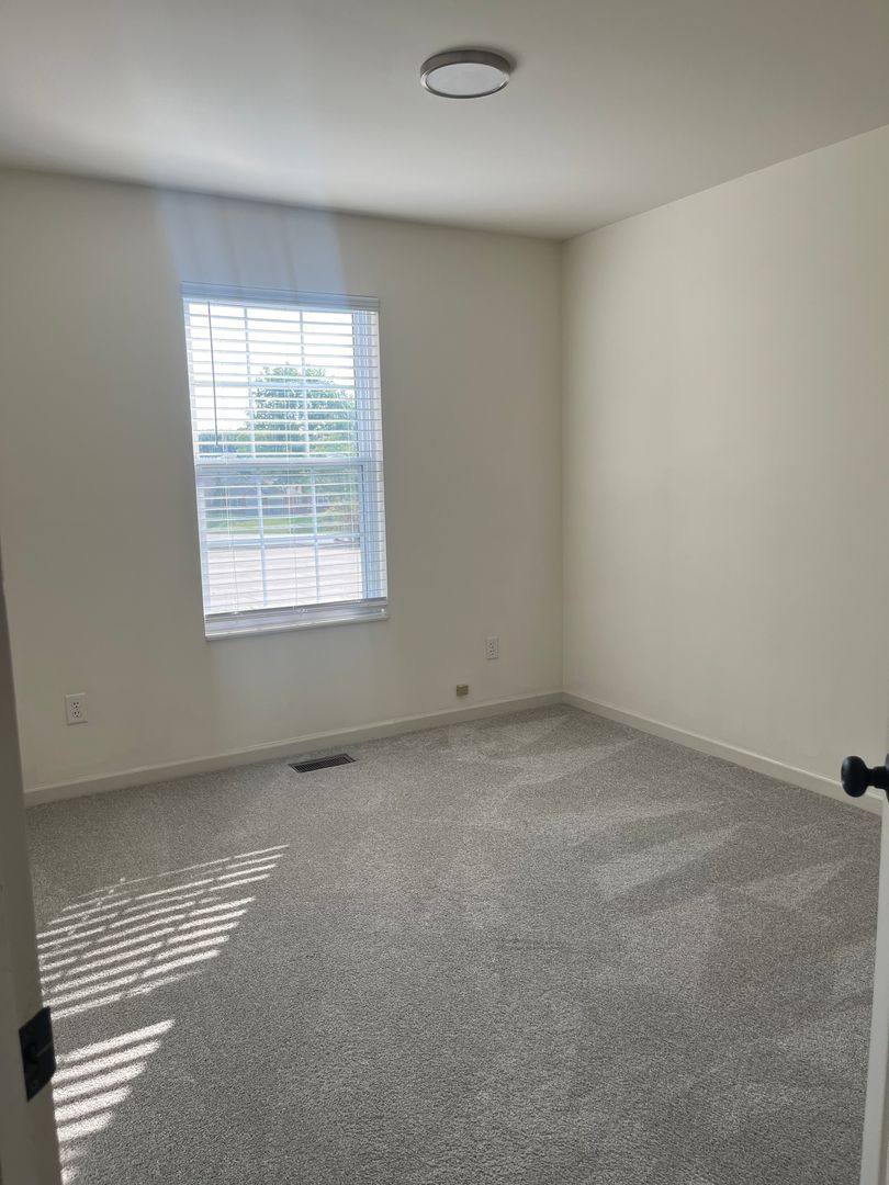 Apartment for rent at 57 Monterey Cypress, Lake Saint Louis, MO 63367