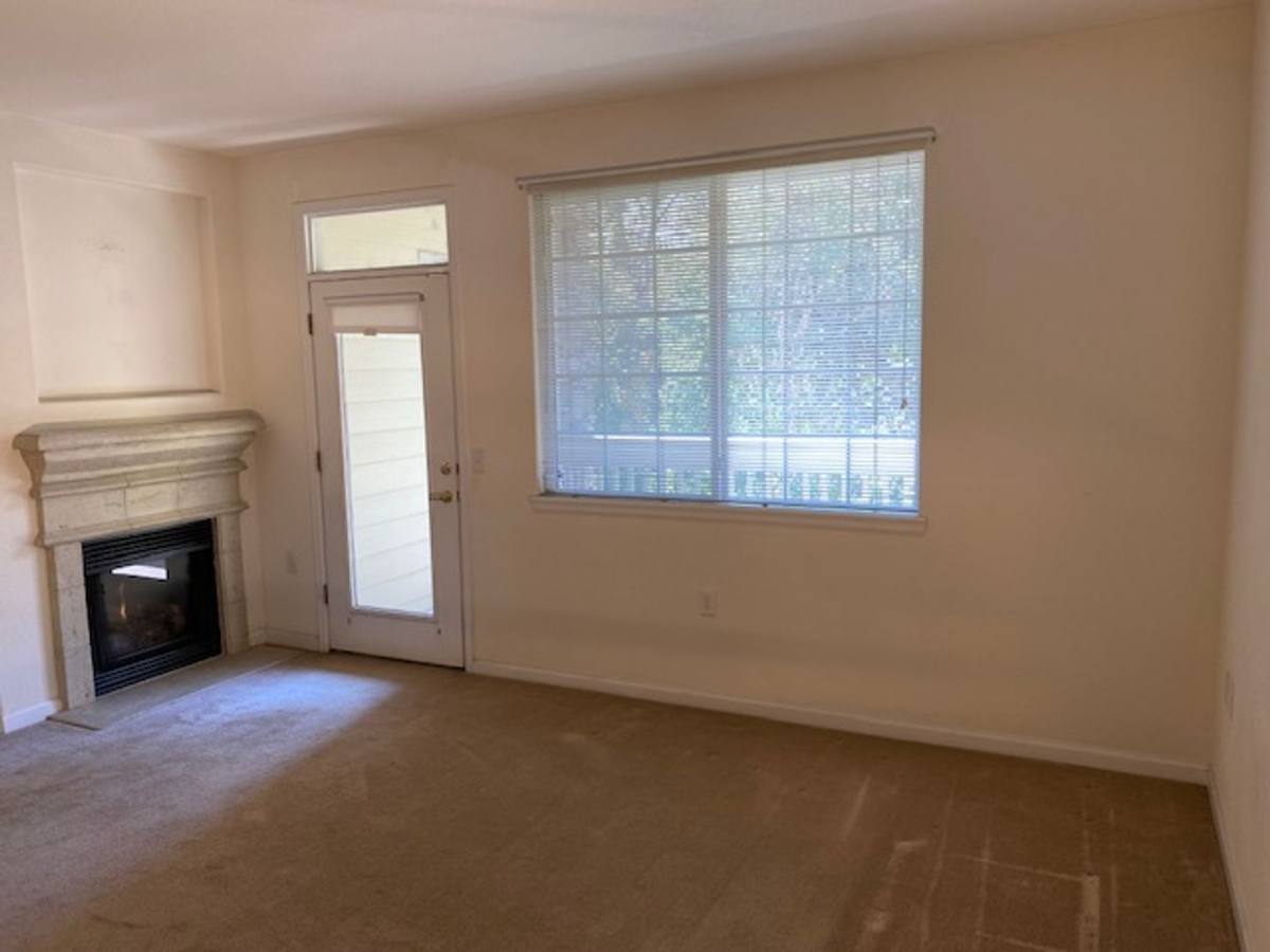 Apartment for rent at 10351 W Girton Dr, Denver, CO 80227