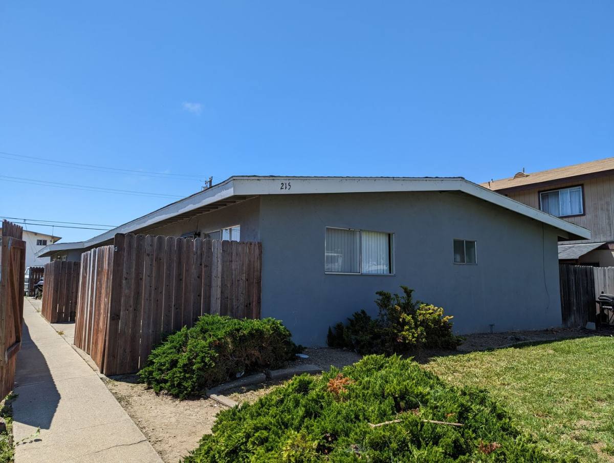 Apartment for rent at 215 N K St, Lompoc, CA 93436