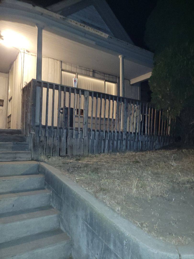 House for rent at 624 S Main St, Pendleton, OR 97801