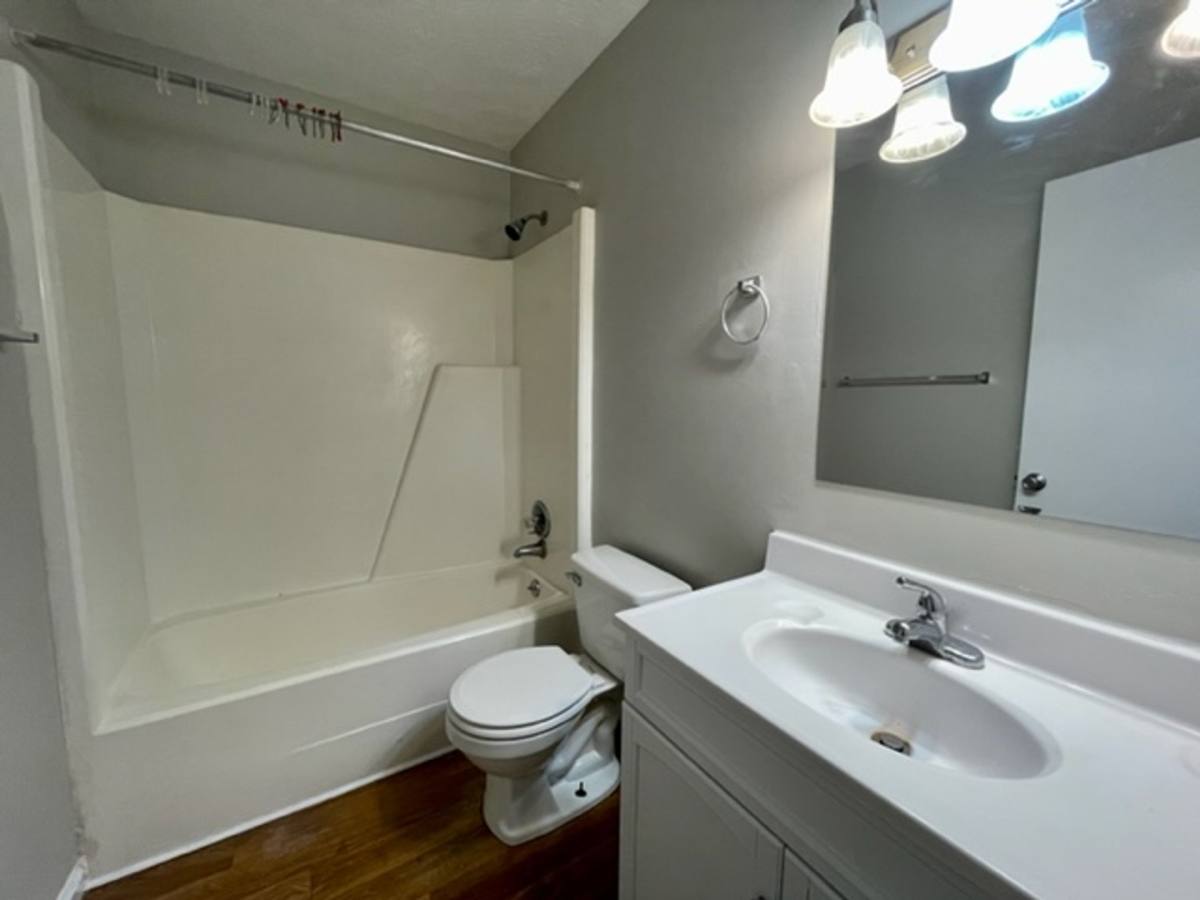 Townhouse for rent at 611 Wessor Ave, Willard, OH 44890