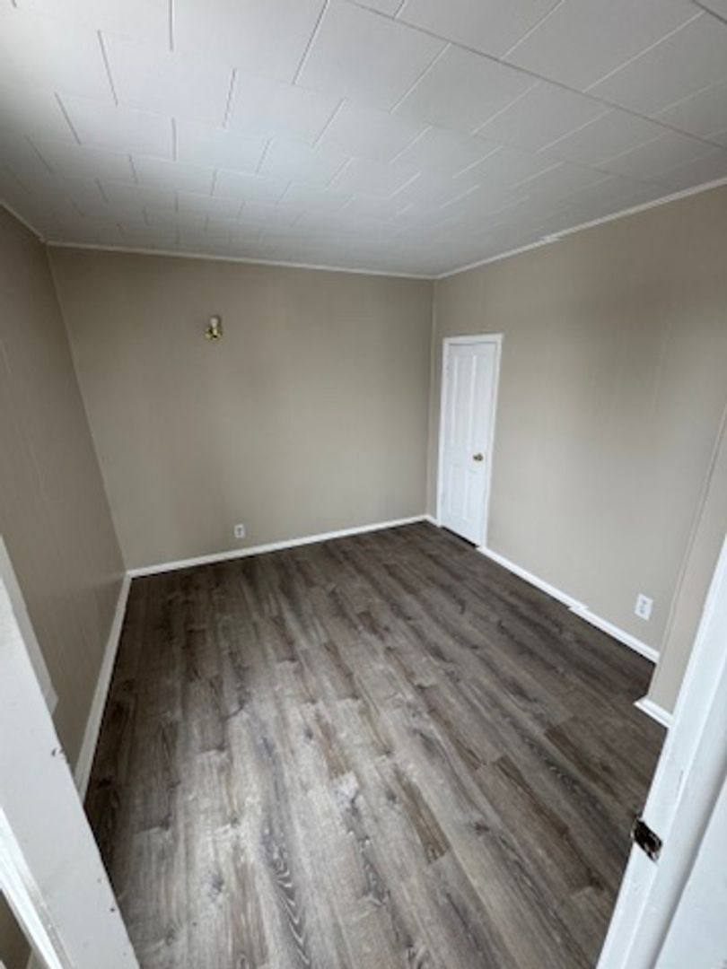 Apartment for rent at 102 2nd Ave, NW, Tripoli, IA 50676