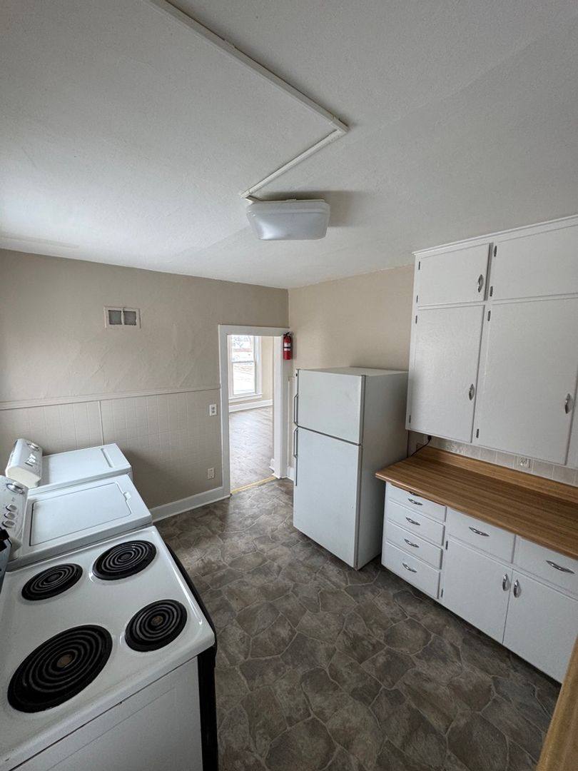 Apartment for rent at 102 2nd Ave, NW, Tripoli, IA 50676