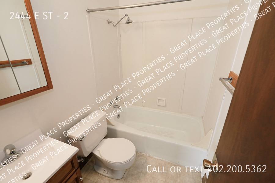 Apartment for rent at 2444 E St #2, Lincoln, NE 68510