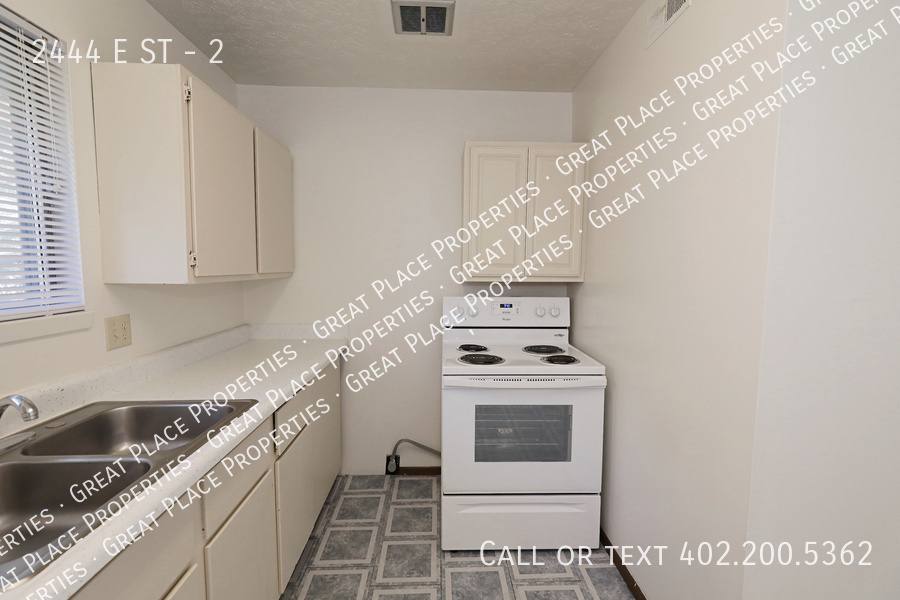 Apartment for rent at 2444 E St #2, Lincoln, NE 68510