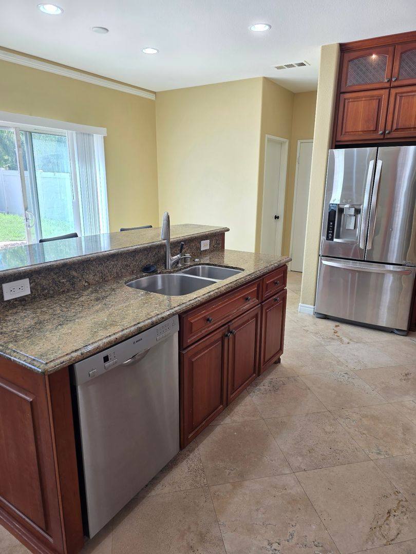 House for rent at 42514 Drennon Court, Temecula, CA 92592