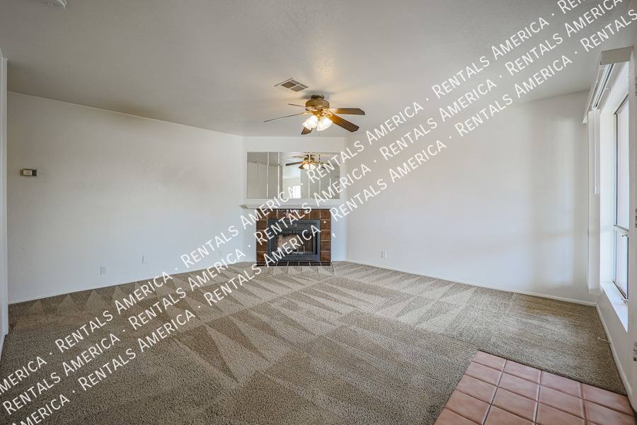 Condo for rent at 317 W Hononegh Dr #5, Phoenix, AZ 85027