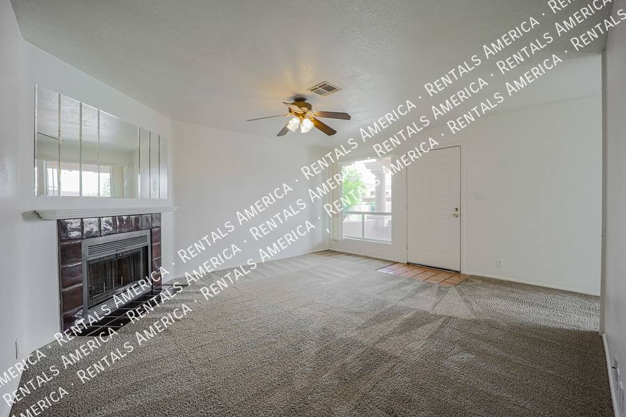 Condo for rent at 317 W Hononegh Dr #5, Phoenix, AZ 85027