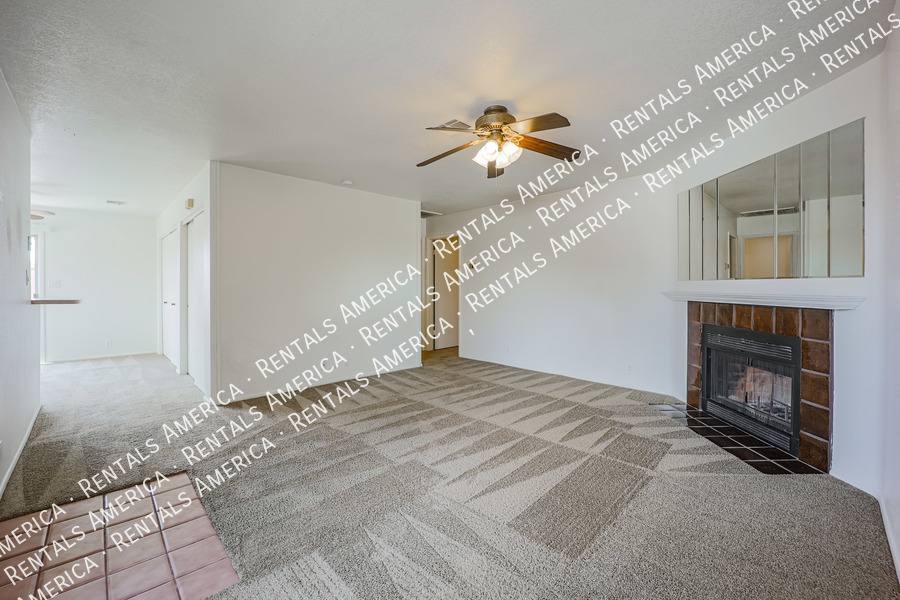 Condo for rent at 317 W Hononegh Dr #5, Phoenix, AZ 85027