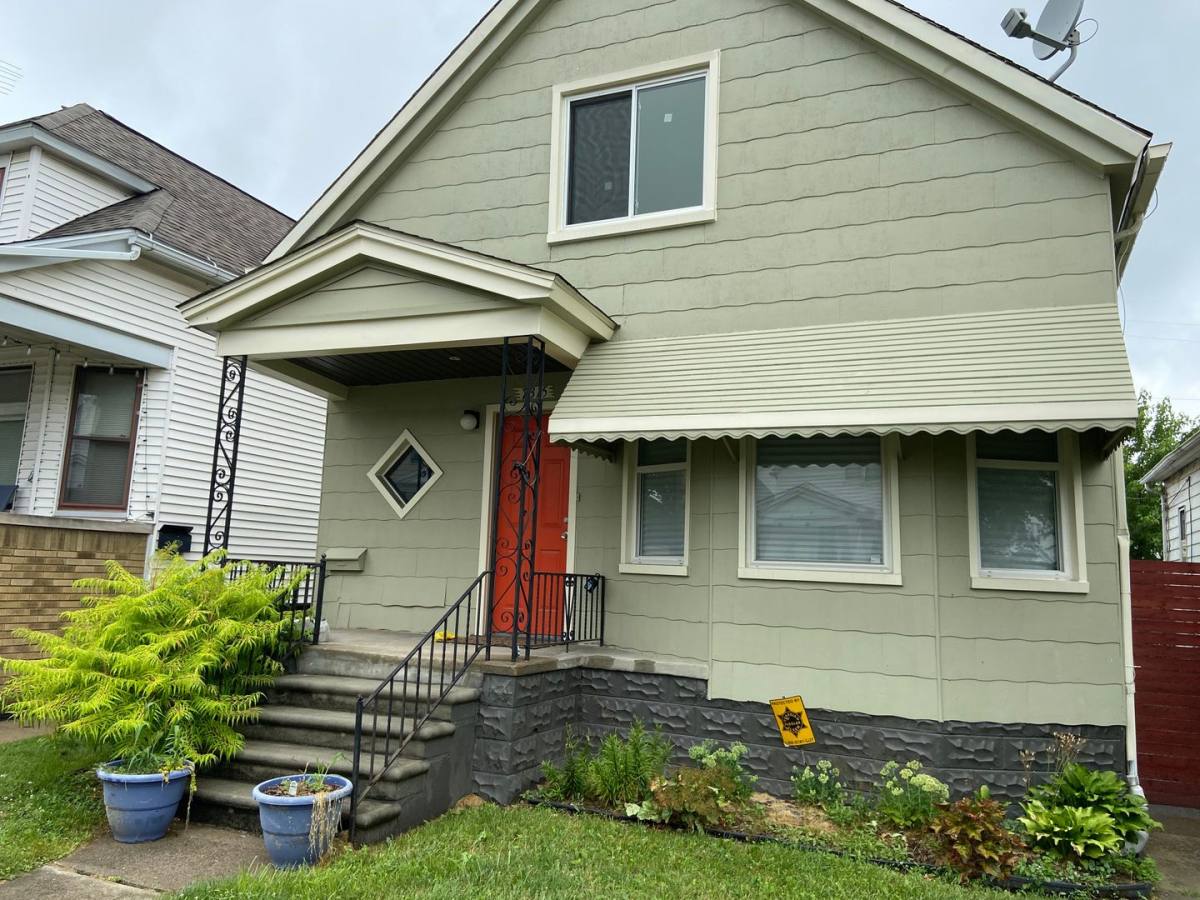 House for rent at 2315 Yemans St, Hamtramck, MI 48212