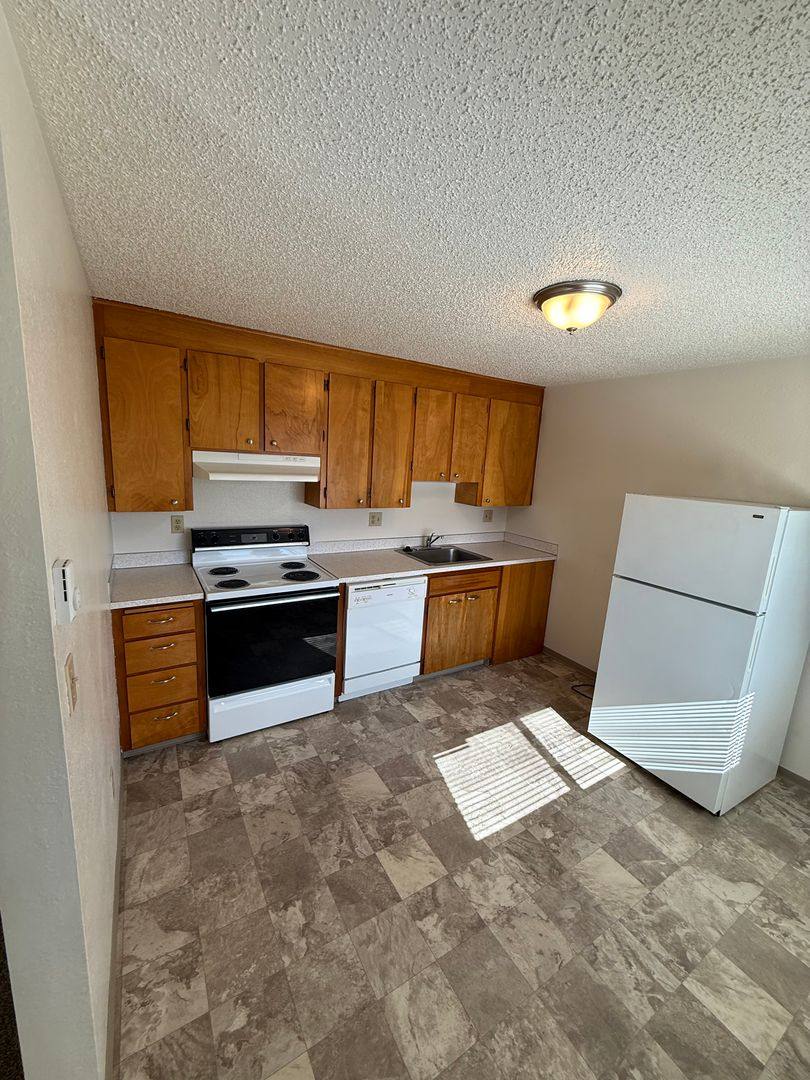 Apartment for rent at 1419 -1423 Meade Ave, Prosser, WA 99350