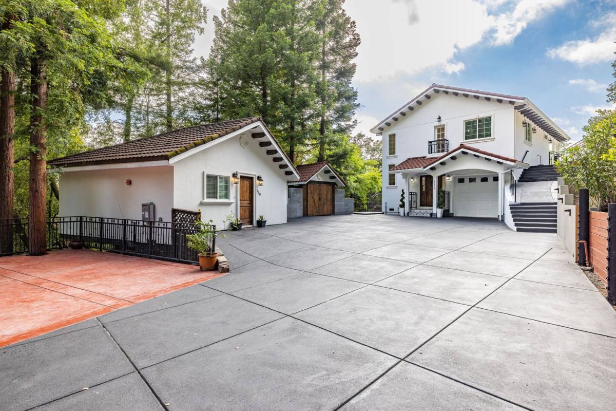 House for rent at 713 Wikiup Dr, Santa Rosa, CA 95403