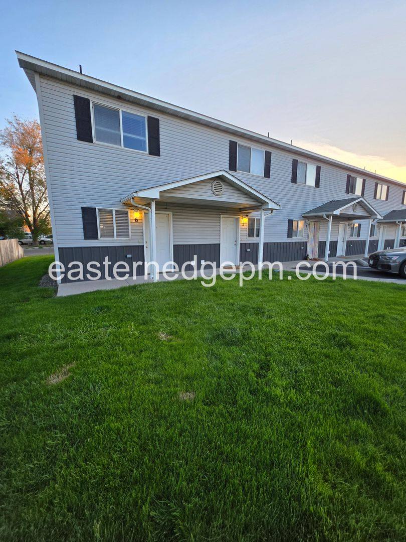 Townhouse for rent at 625 - 755 SW, Ontario, OR 97914