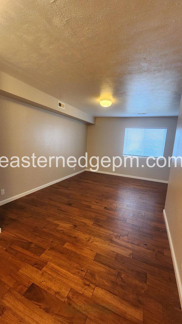 Townhouse for rent at 625 - 755 SW, Ontario, OR 97914