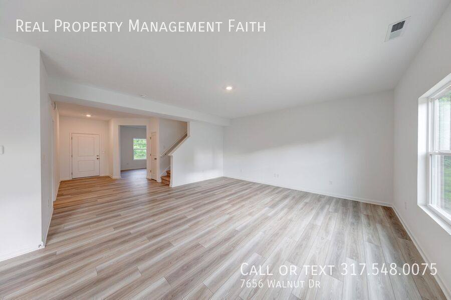 House for rent at 7656 Walnut Dr, Indianapolis, IN 46268