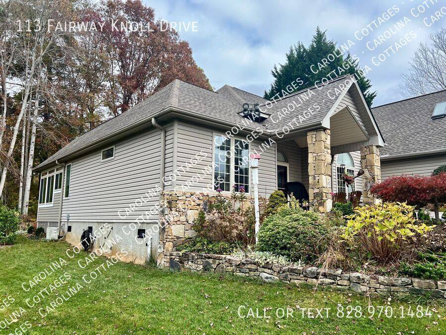 House for rent at 113 Fairway Knoll Dr, Hendersonville, NC 28739