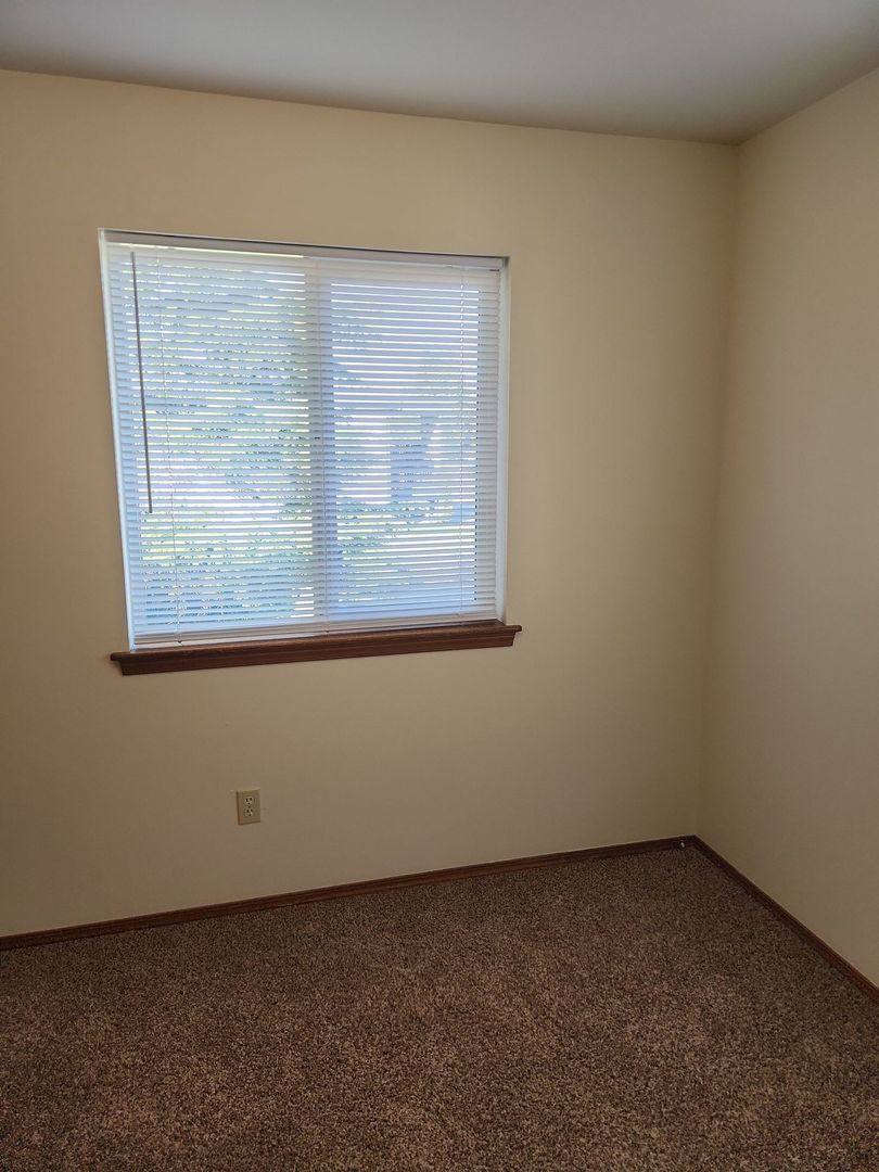 House for rent at 2073 Cherry St, Ferndale, WA 98248
