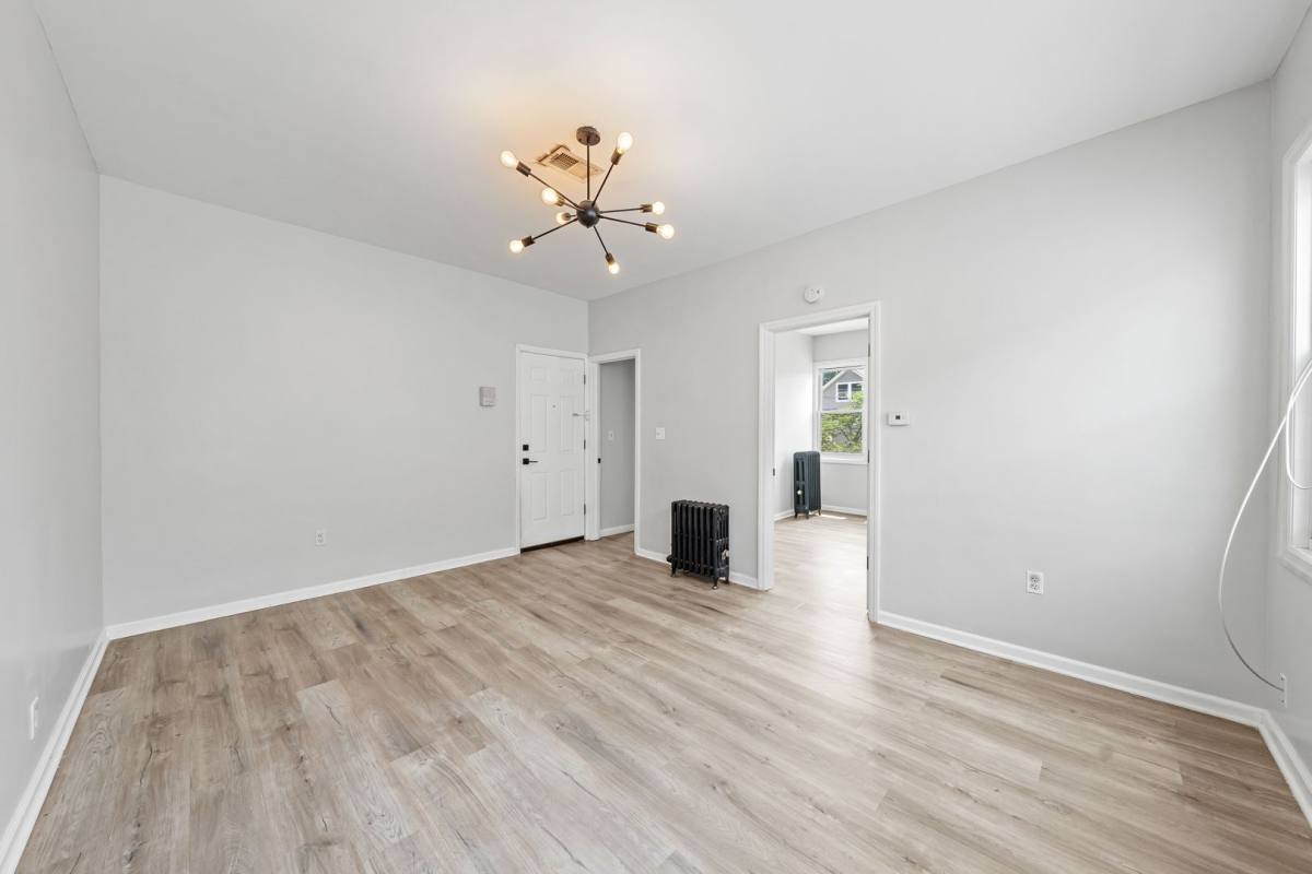 Apartment for rent at 210 W Price St, Linden, NJ 07036